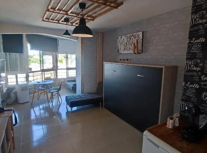 View Studio, Vista Mar Y Piscina Apartment *