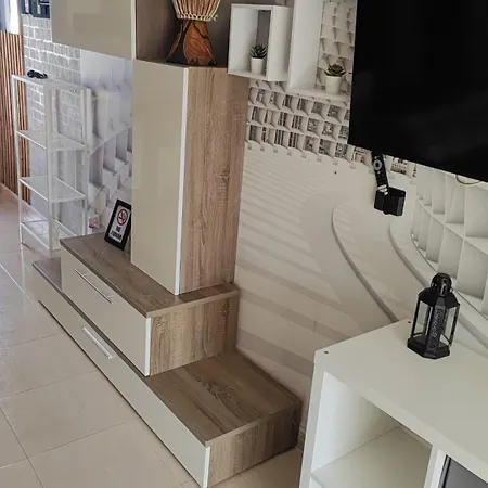 View Studio, Vista Mar Y Piscina * 托雷莫利诺斯